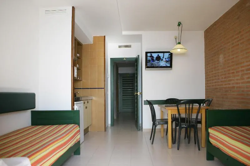 Apartaments Rosanna Lloret de Mar 0*,