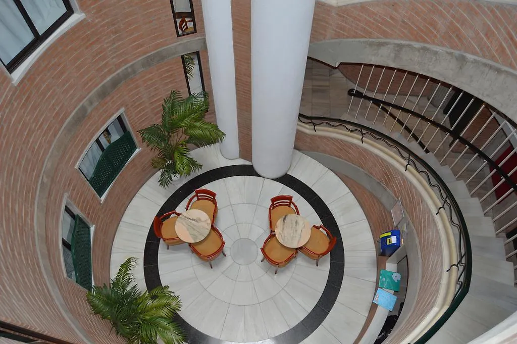 Daire Apartaments Rosanna Lloret de Mar İspanya